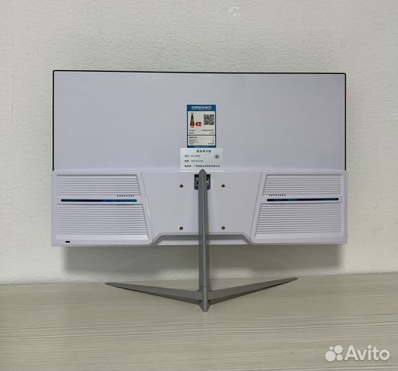 Новый игровой монитор 24