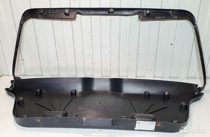 Обшивка двери багажника BMW E36 универсал