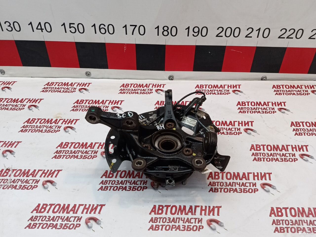 Кулак поворотный правый Киа Сид 3 CD