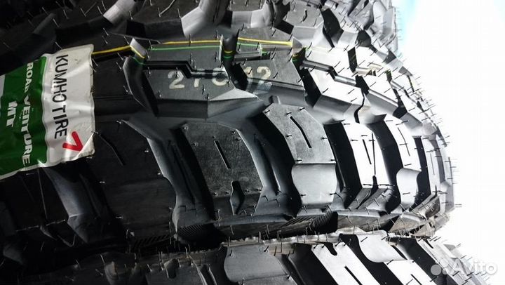 Kumho Road Venture M/T KL71 215/75 R15 106Q