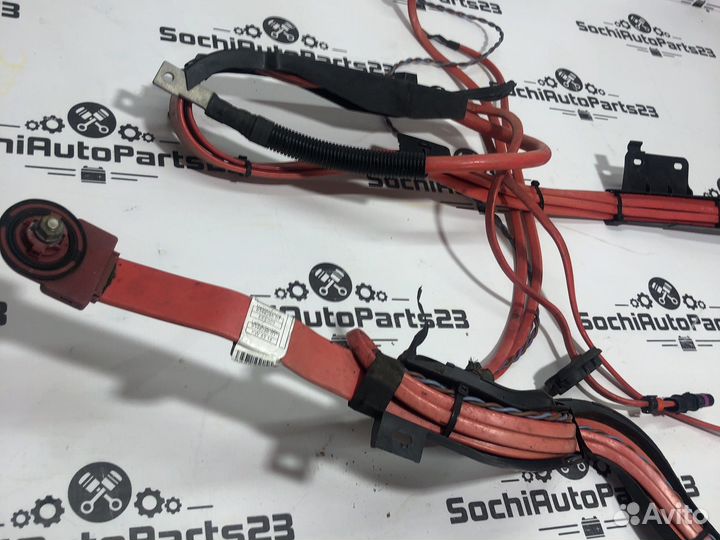 Плюсовой провод BMW F10 рестайлинг