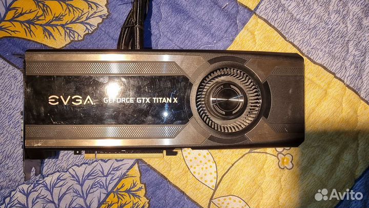 Evga GeForce GTX titan X Hybrid 1152Mhz