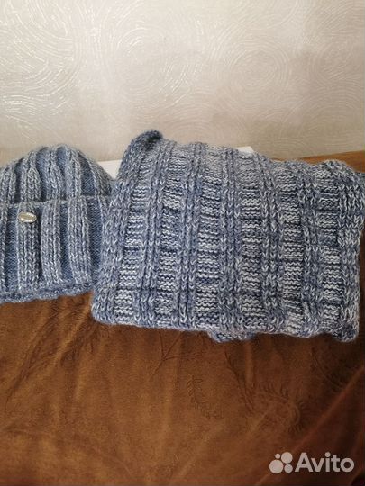 Комплект шапка и снуд