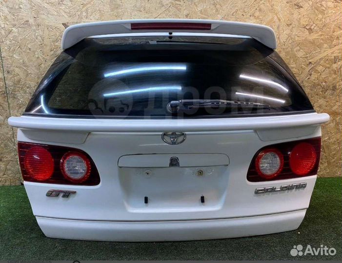 Дверь багажника Тойота Калдина