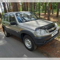 Chevrolet Niva 1.7 MT, 2010, 33 333 км, с пробегом, цена 398 000 руб.