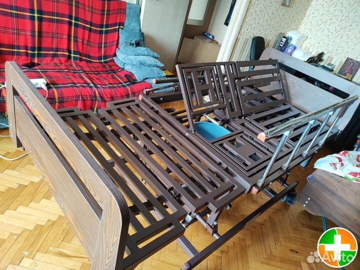 Медицинская кровать с электроприводом