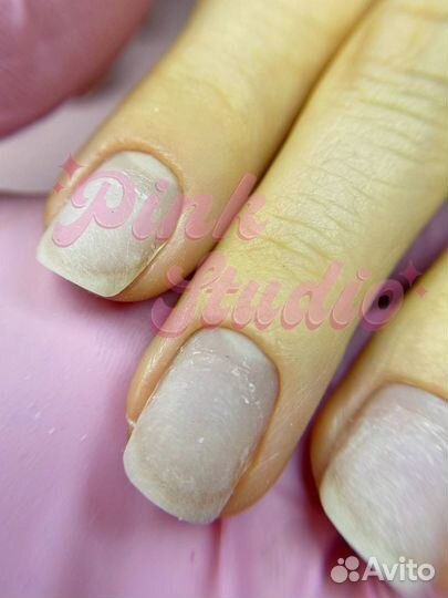 Маникюр/педикюр в студии