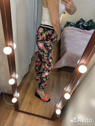 Яркие летние спортивные брюки штаны 44-46