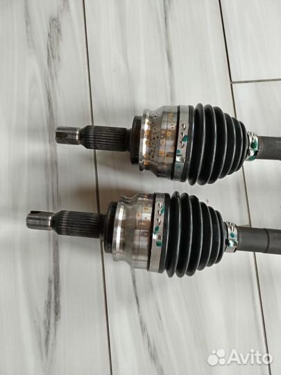 Передний правый привод. Mitsubishi Outlander 3