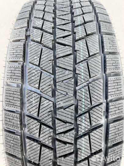 Kapsen IceMax RW501 235/50 R19 106T