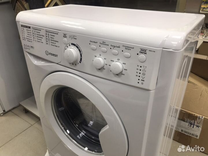 Стиральная машина Indesit, новая, 4 кг