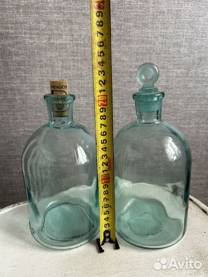 Бутыль стеклянная старинная