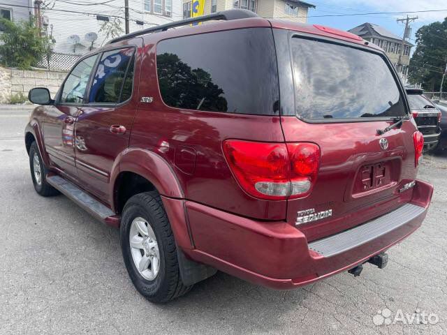 В разборе Toyota Sequoia 2006 год