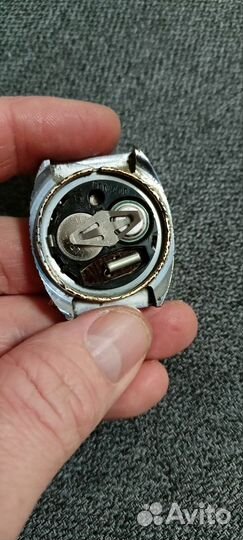 Часы наручные разные