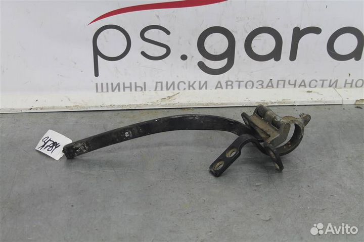 Петля крышки багажника левая Volkswagen Touareg