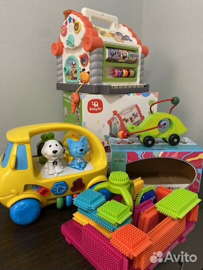 Бизиборд домик,развивающие игрушки