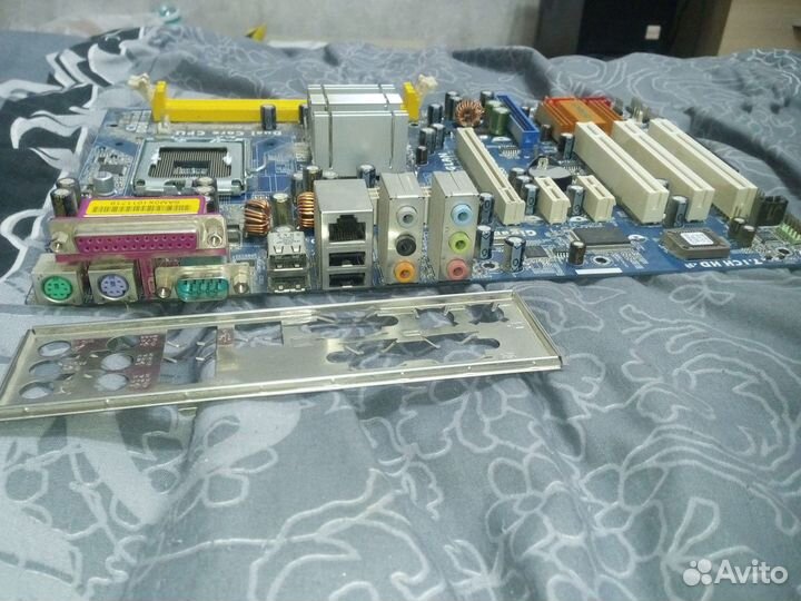 Материнская плата ASRock ConRoe945PL-glan