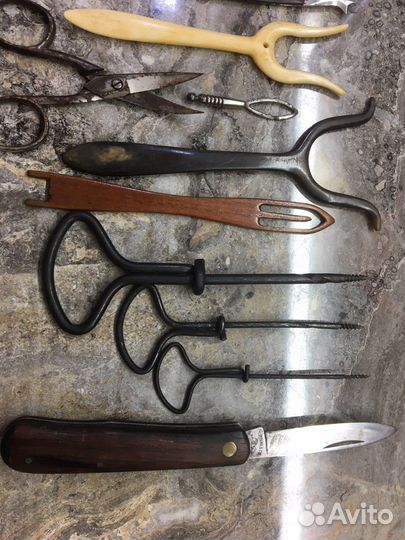 Старинный инструмент для рукоделия