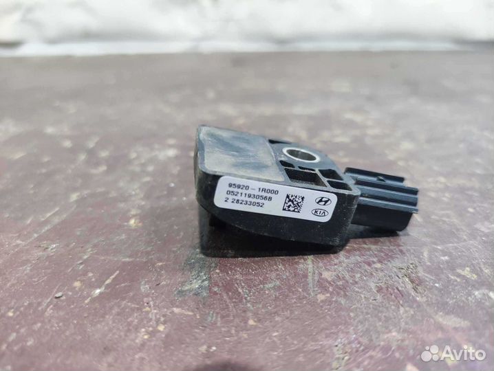 Датчик удара Hyundai Solaris l Kia Rio 3