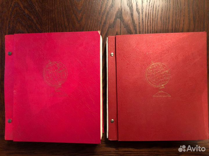 Коллекционные альбомы с марками (2 шт)