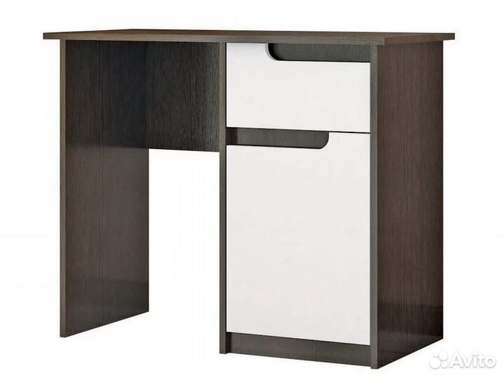 Туалетный столик