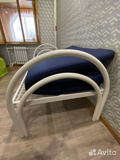 Кровать односпальная с матрасом бу