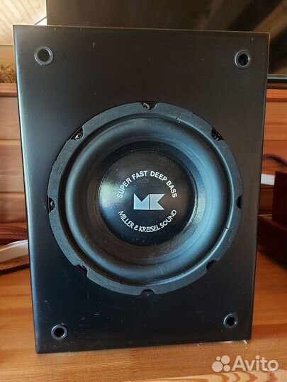 Активный сабвуфер Miller Kreisel SB 8 black