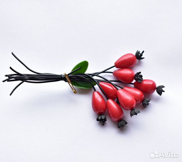 Браслет пластик, броши пластик, дерево, советские