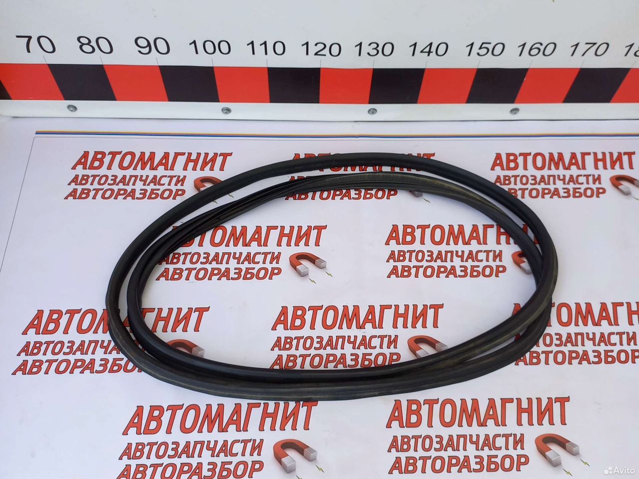 Уплотнитель крышки багажника Джили Кулрей Coolray