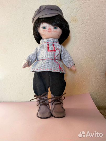 Кукла интерьерная