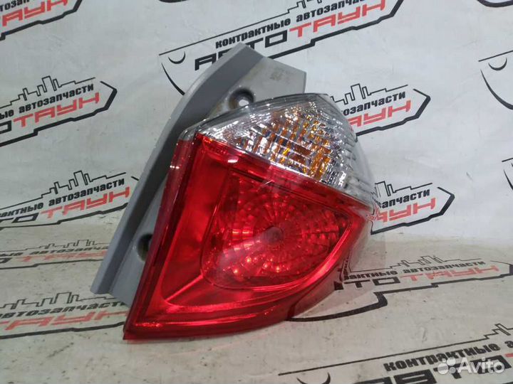 Фонарь toyota ractis NCP120 NCP122 NCP125 NSP120 N