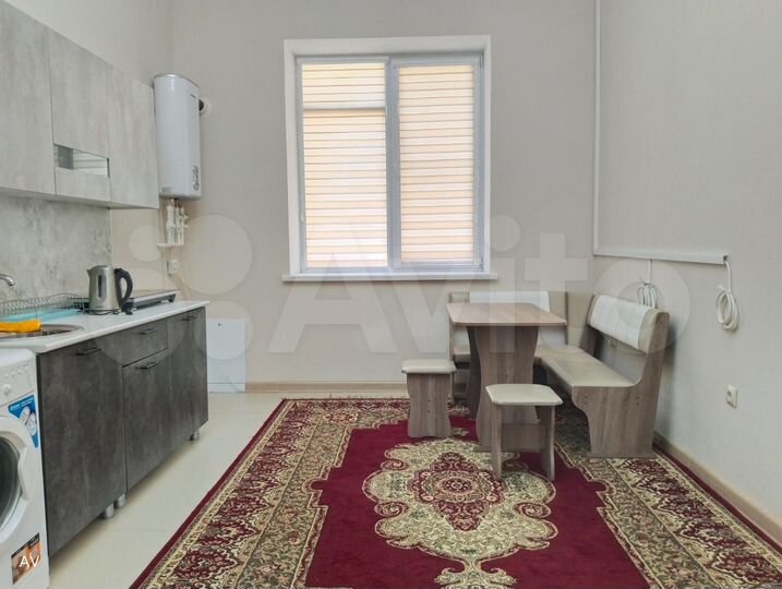 1-к. квартира, 56 м², 1/10 эт.