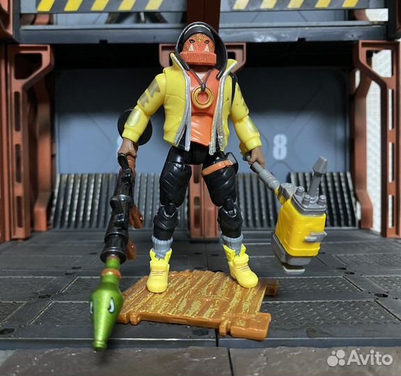 Фигурка Fortnite Bone Wasp 10 см