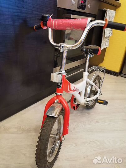 Детский велосипед с ручкой бу