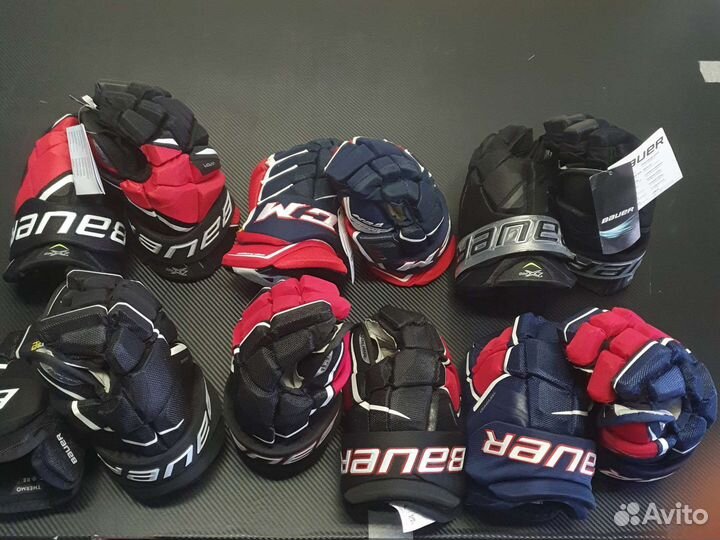 Хоккейные перчатки bauer,ссм