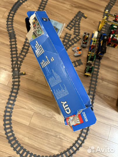Lego city поезд 60052