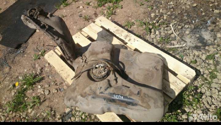 Бензобак с насосом Чери Амулет