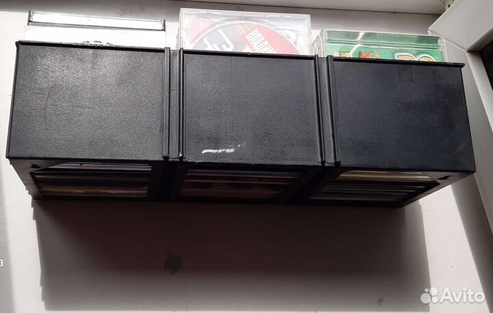 Полочка для дисков