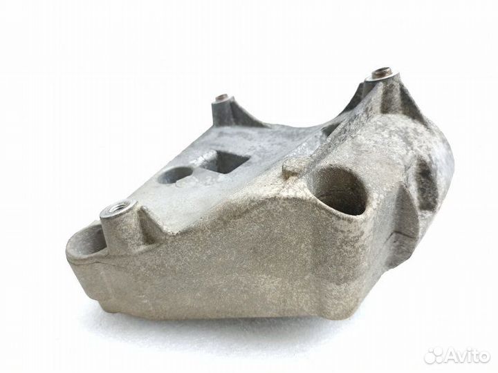 Кронштейн компрессора кондиционера Bmw X3 E83