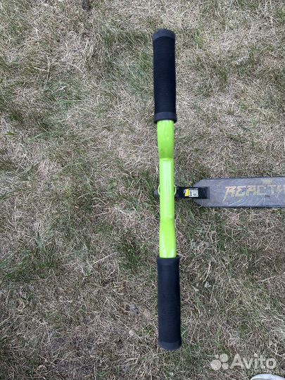 Самокат Reaction