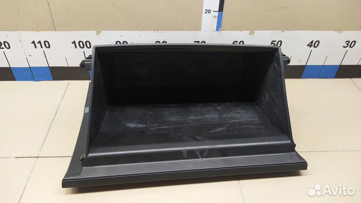 Крышка (дверца) бардачка Land Cruiser (150) -Prado