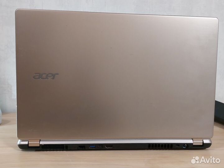 Игровой Acer Aspire V5-572PG с подсветкой