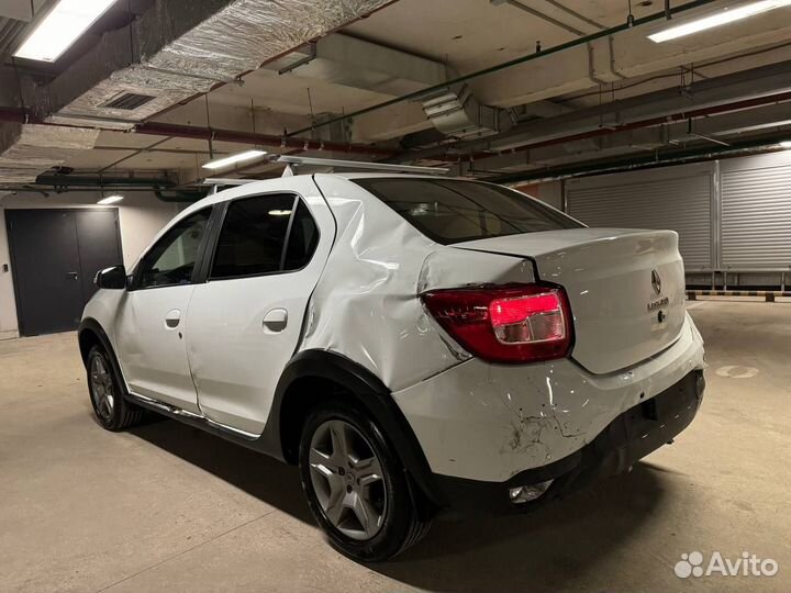 Renault Logan Stepway 1.6 МТ, 2021, битый, 41 226 км