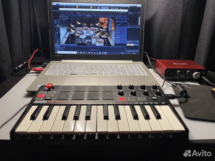 Midi клавиатура Akai mpk mini mk2