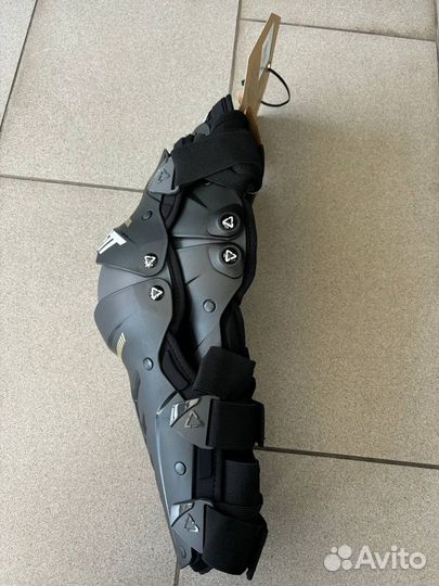 Наколенники leatt Dual Axis Knee & Shin Guard 2024