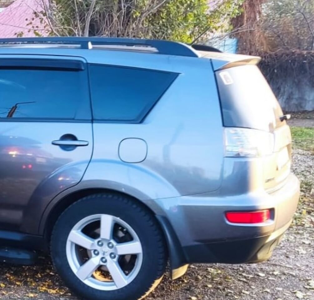 Mitsubishi Outlander: фото владельца