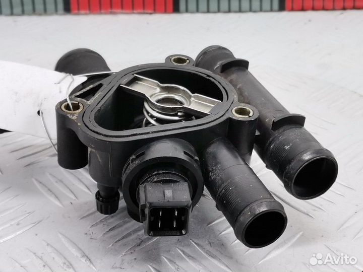 Корпус термостата Renault Scenic рест. 2002