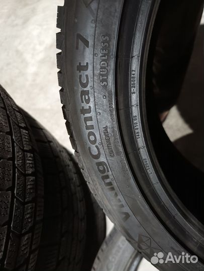 Continental ContiVikingContact 7 235/45 R18