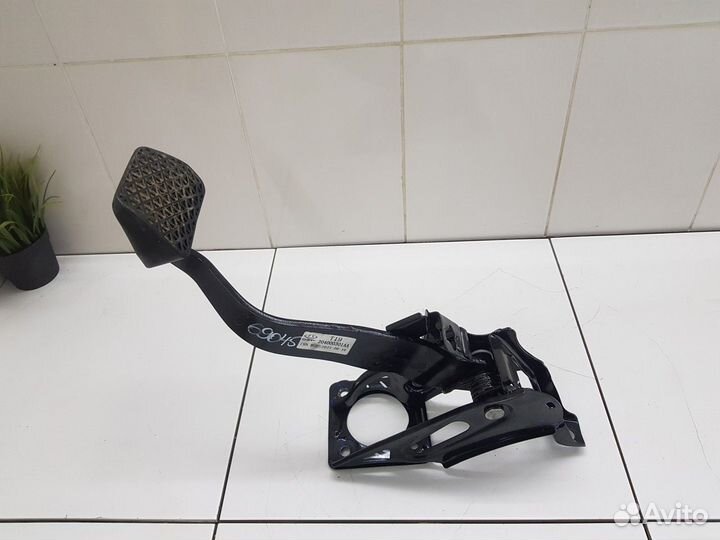 Педаль тормоза (Chery Tiggo 7 Pro)