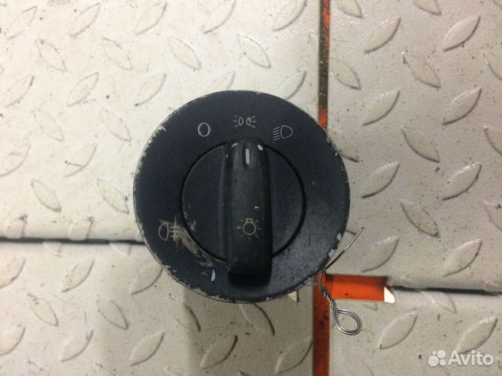 Переключатель света Skoda Octavia (A4) рест. 2004